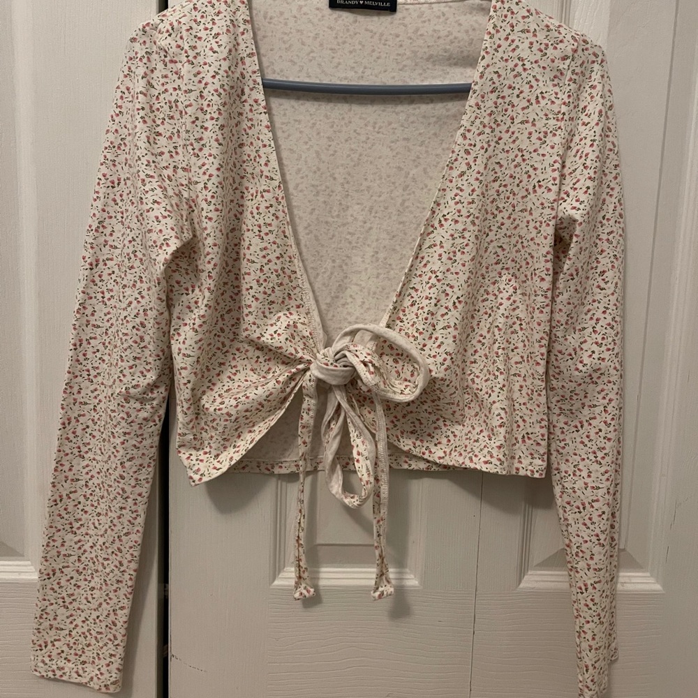 Brandy Melville Wrap shirt